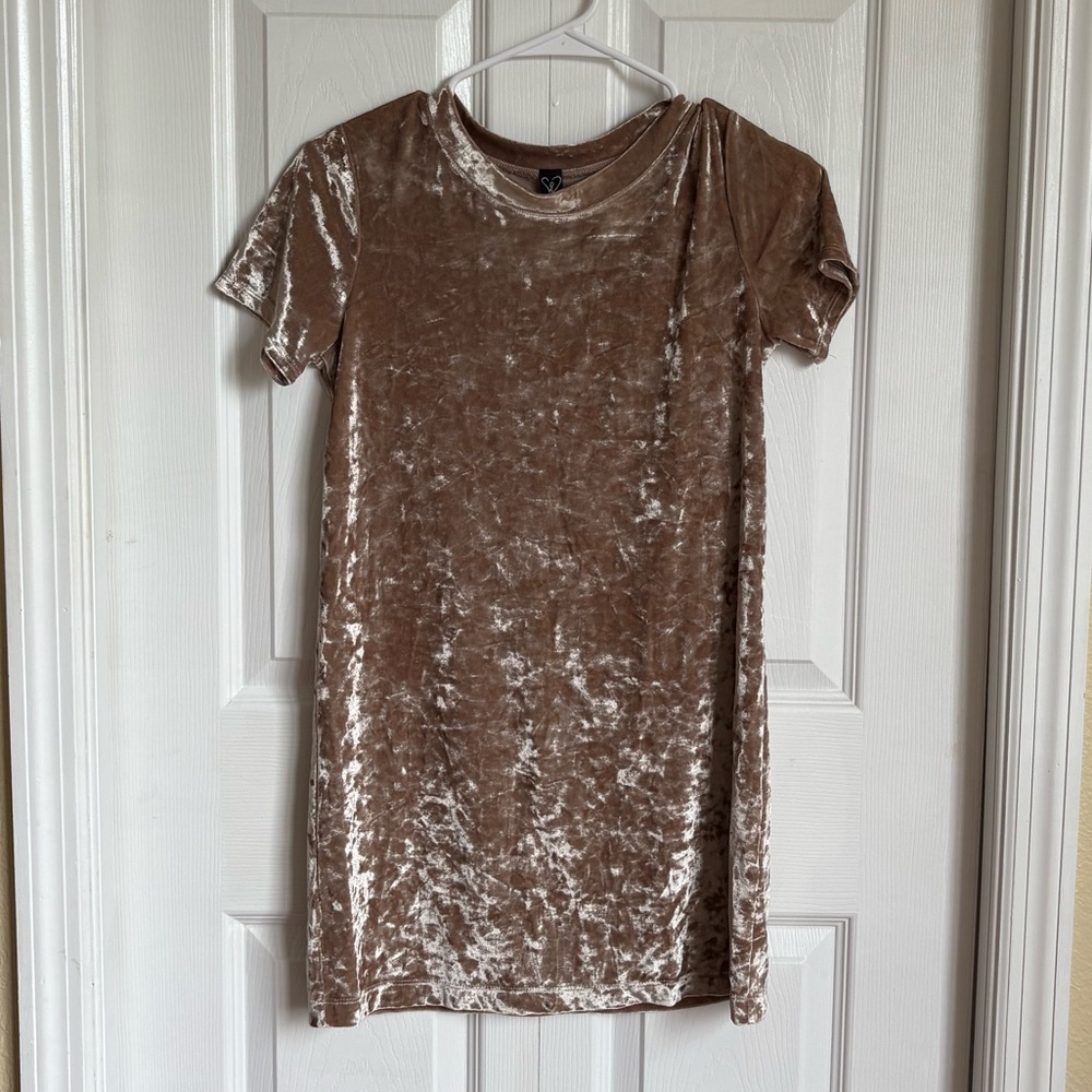 Beige velvet Windsor dress